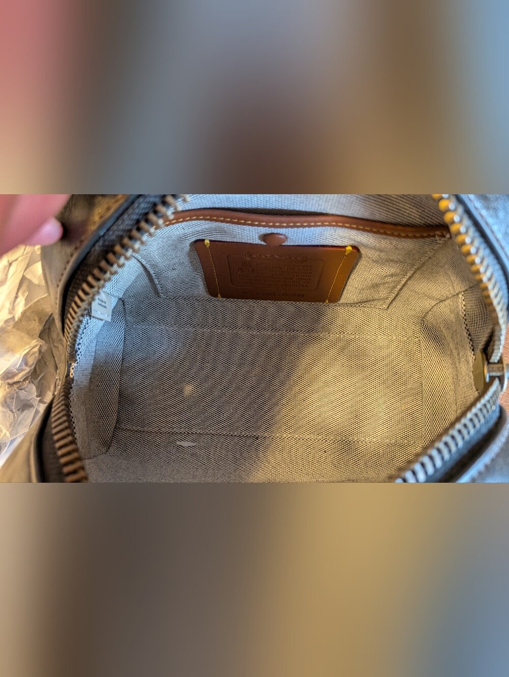 Coach Twinlock 20 Loved Leather Bag - Picture 7 of 15